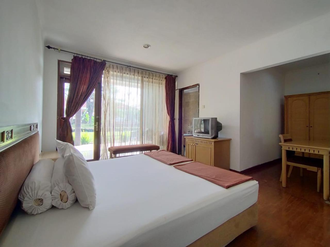 Villa Bukit Danau Lot 14 Cinengangirang 외부 사진