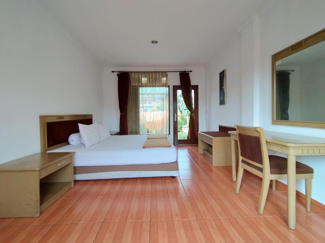 Villa Bukit Danau Lot 14 Cinengangirang 외부 사진